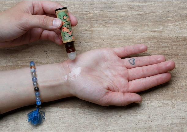 Where to Apply Perfume Oil for Better Projection Without Overdoing It