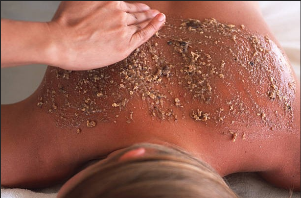 How to Choose a Body Scrub by Grain Size, Texture, and Skin Feel