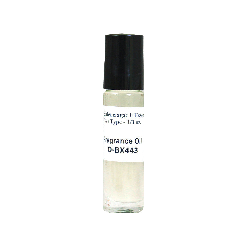Balenciaga: L’Essence